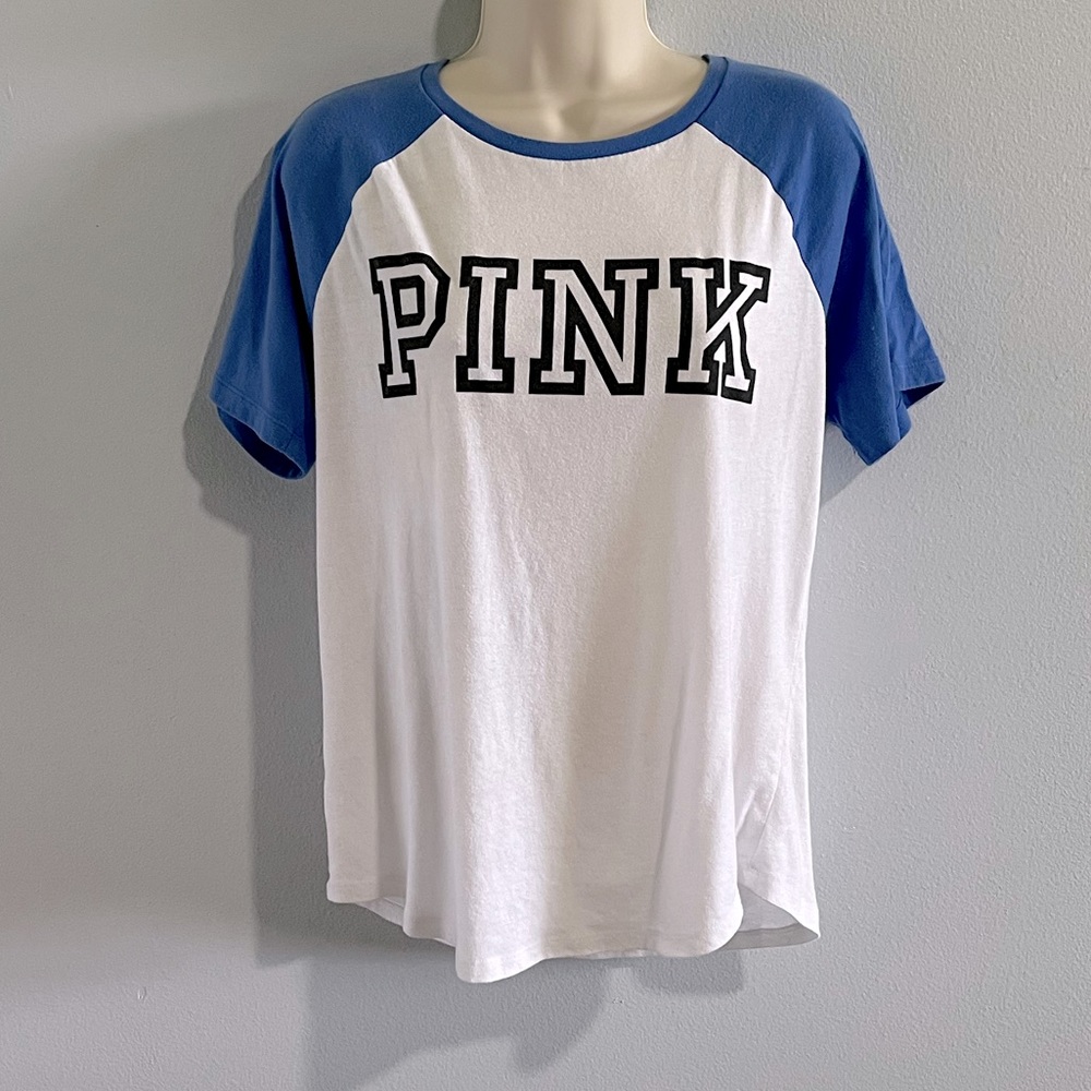 ✨3 for $15 - Victoria’s Secret PINK t-shirt in blue and white size large